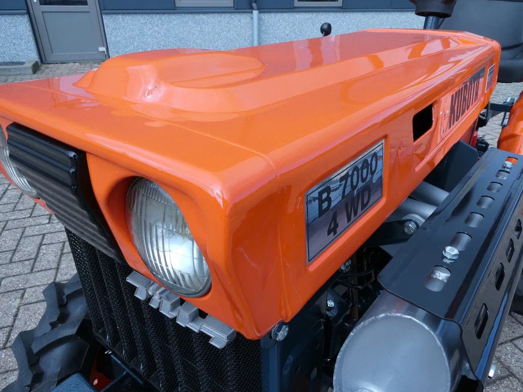 Kubota B7000 4wd / Koopje