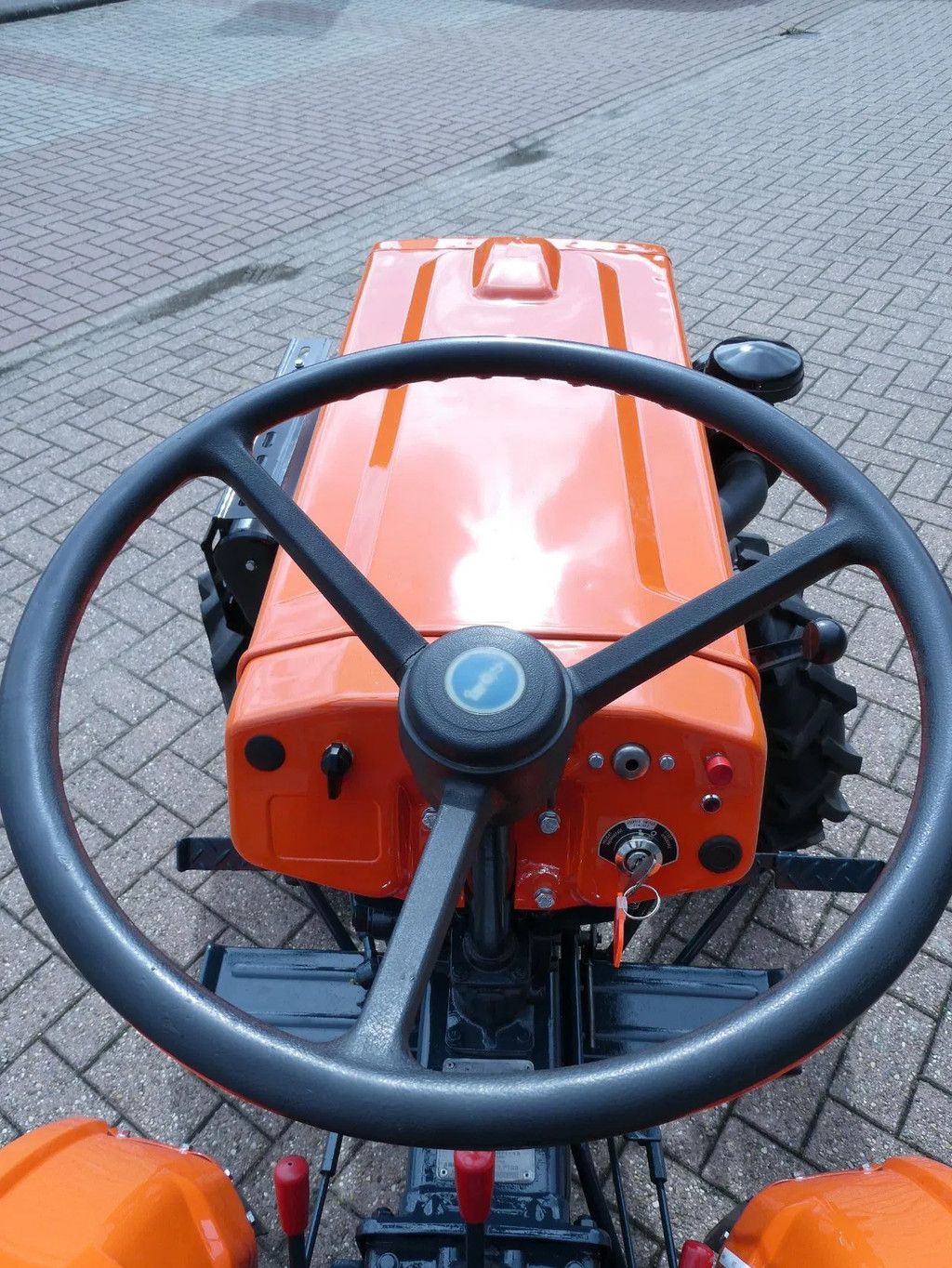 Kubota B7000 4wd / Koopje
