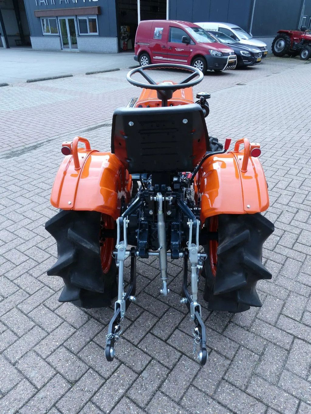 Kubota B7000 4wd / Koopje