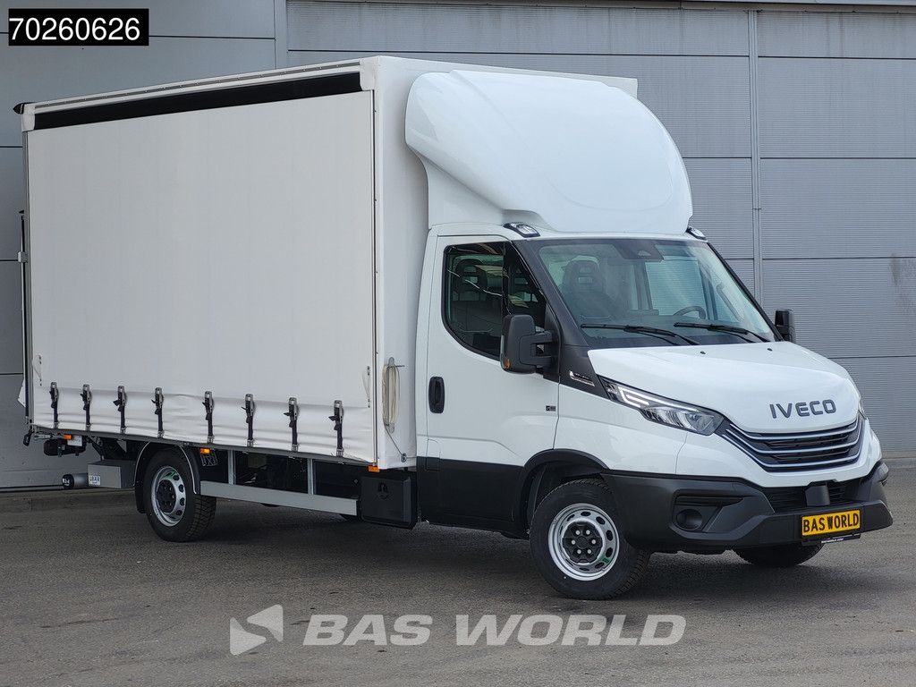 Iveco Daily 35S21 3.0L 210PK Automaat Schuifzeilen Laadklep ACC LED CarPlay Euro6 Schuifzeil Zeilen Koffer Meubelbak Bakwagen Klima