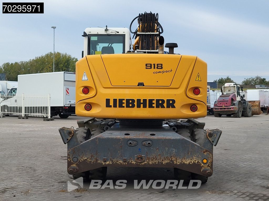 Liebherr A918 Compact