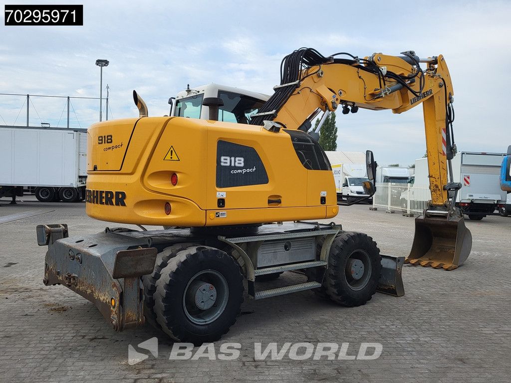 Liebherr A918 Compact