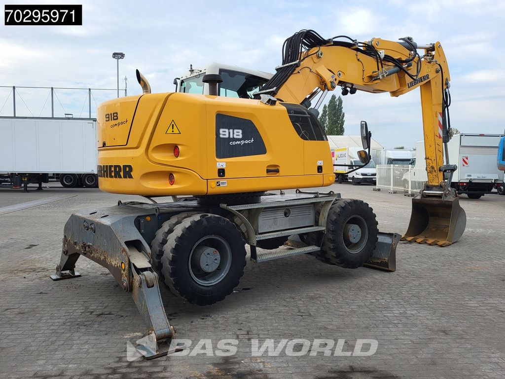 Liebherr A918 Compact