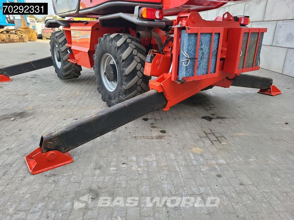 Manitou MRT2540 + Remote control