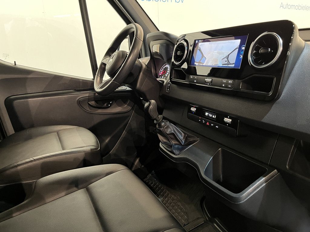 Mercedes-Benz Sprinter 317 CDI L2 Pro RWD / Euro 6 / Trekhaak 3500 KG / Airco / Cruise Control / CarPlay / Camera / 3-Zits / 17.500 KM !!