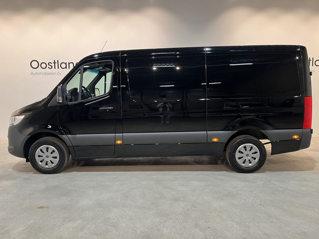Mercedes-Benz Sprinter 317 CDI L2 Pro RWD / Euro 6 / Trekhaak 3500 KG / Airco / Cruise Control / CarPlay / Camera / 3-Zits / 17.500 KM !!