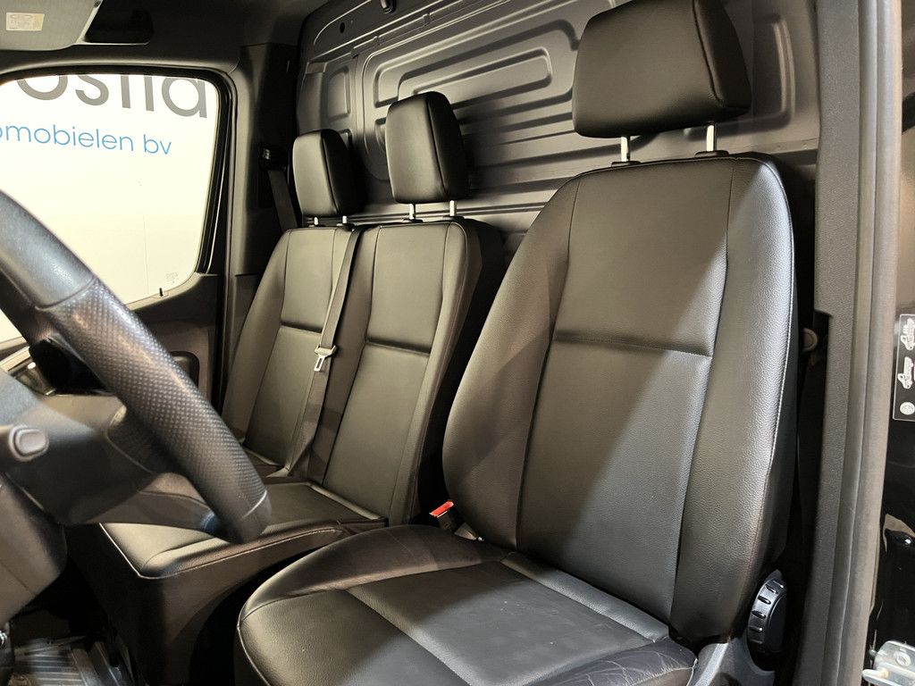 Mercedes-Benz Sprinter 317 CDI L2 Pro RWD / Euro 6 / Trekhaak 3500 KG / Airco / Cruise Control / CarPlay / Camera / 3-Zits / 17.500 KM !!