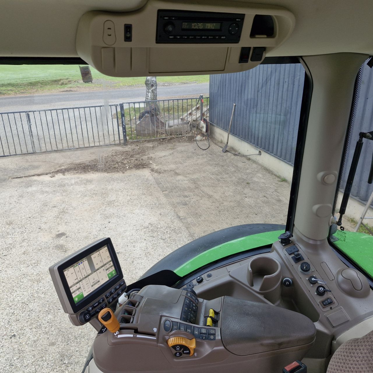 John deere 6145R autopower