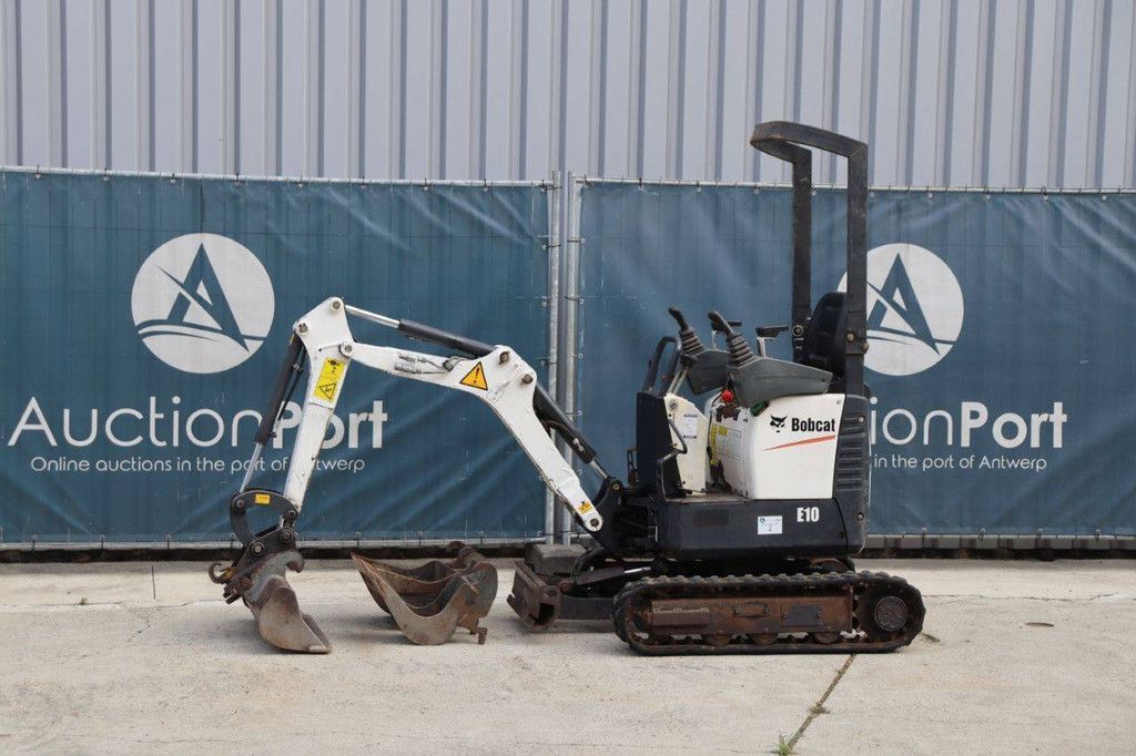 Minibagger Bobcat E10 Diesel 7,6 kW 2011