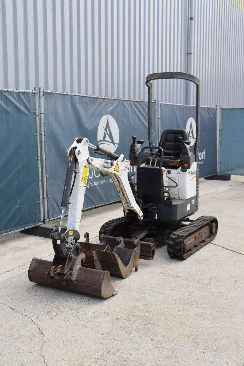 Minibagger Bobcat E10 Diesel 7,6 kW 2011