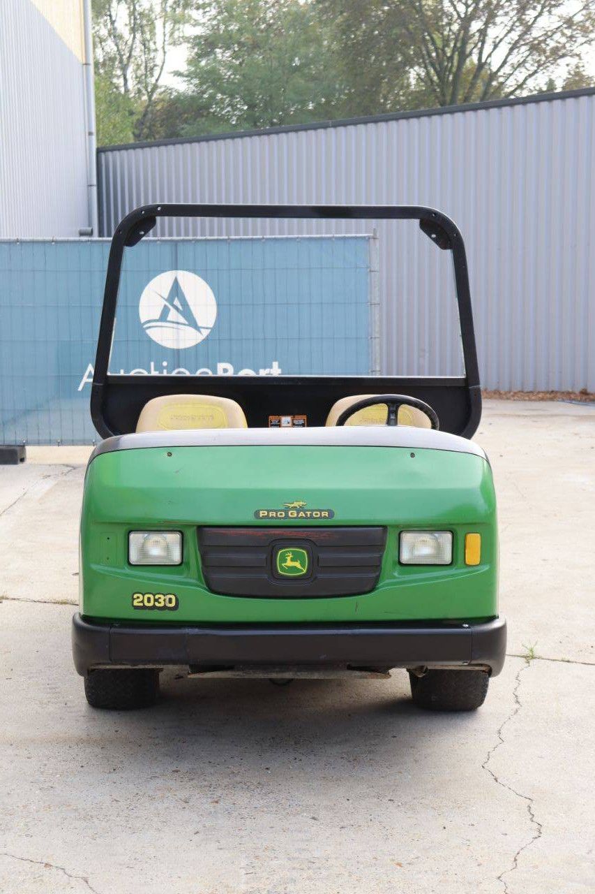 Gator John Deere 2030A Diesel 2001