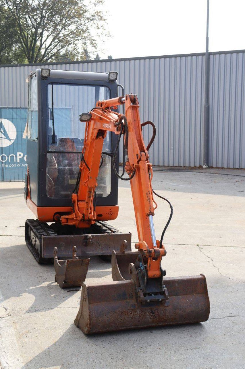 Raupenbagger Hitachi EX15 Diesel 13,2 kW 2000