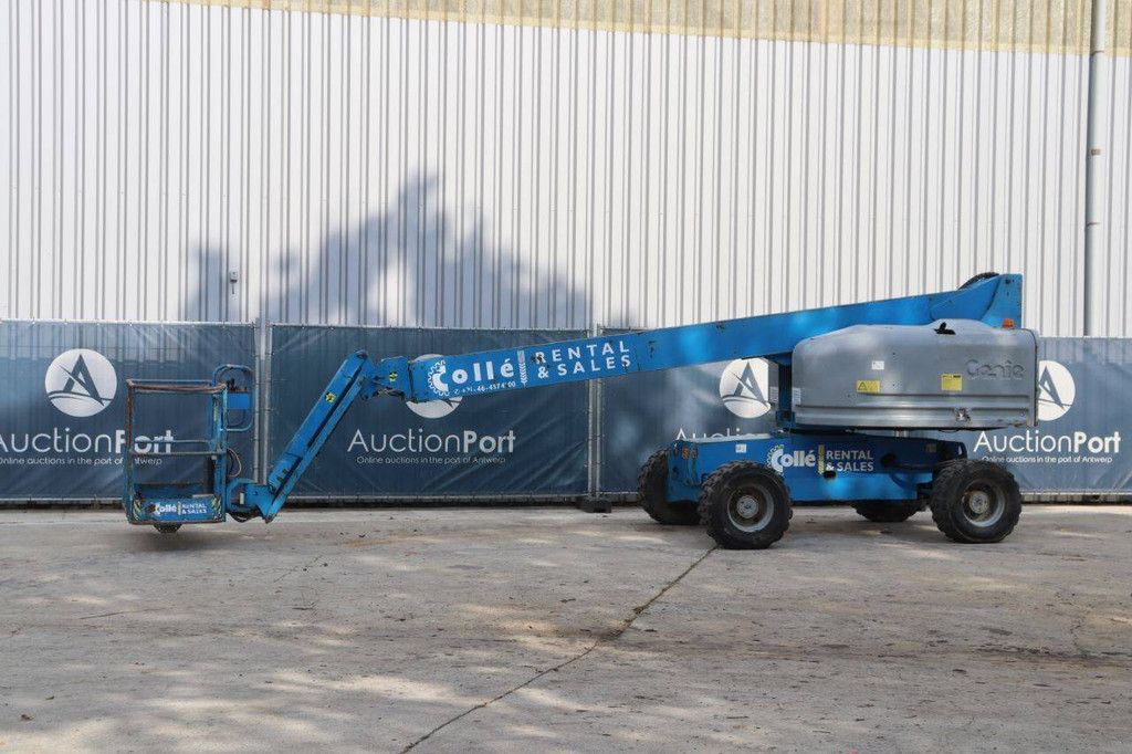 Telescopic boom lift Genie S45 Diesel 15.7m 2006