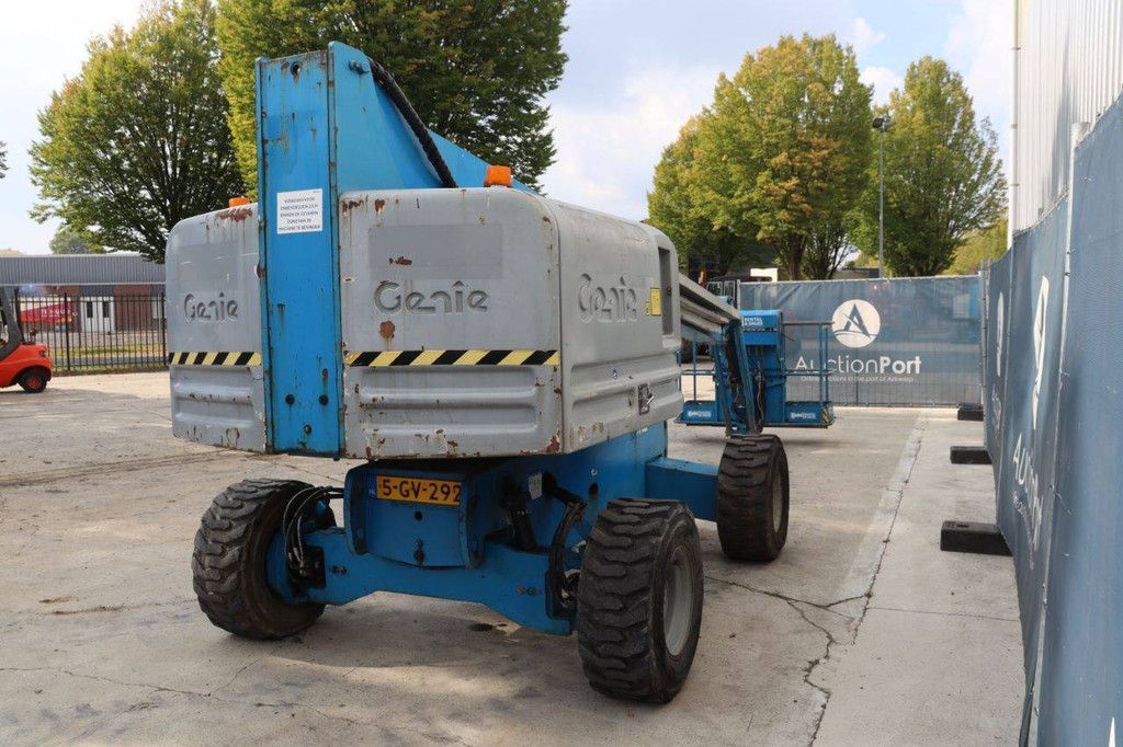 Telescopic boom lift Genie S45 Diesel 15.7m 2006
