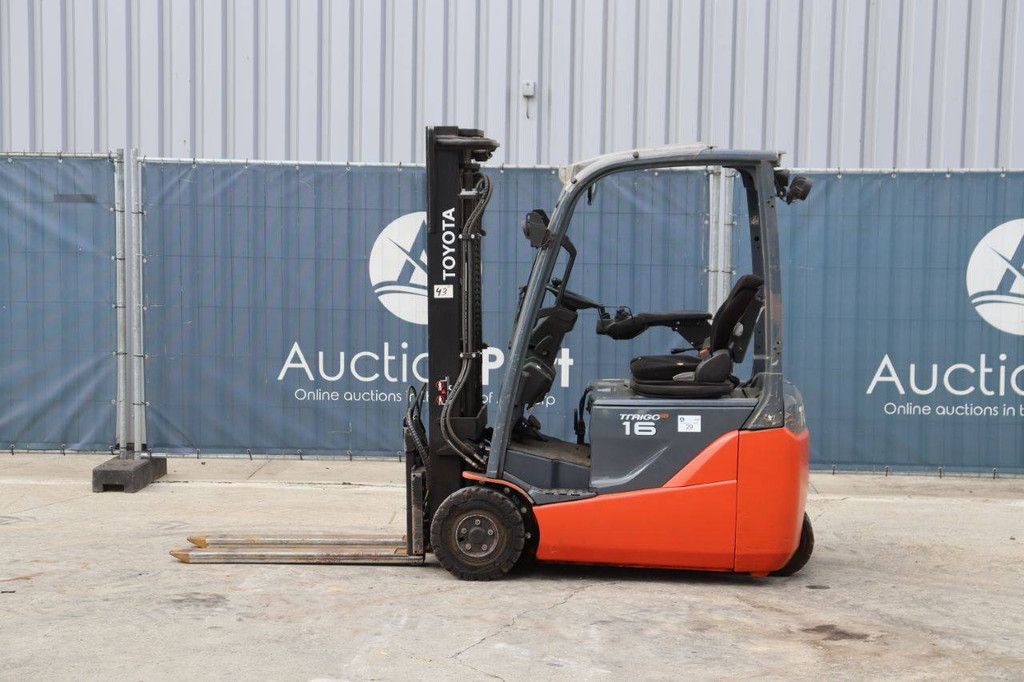 Toyota 8FBEK16T Elektro-Gabelstapler 1600 kg 3,3 m 2018