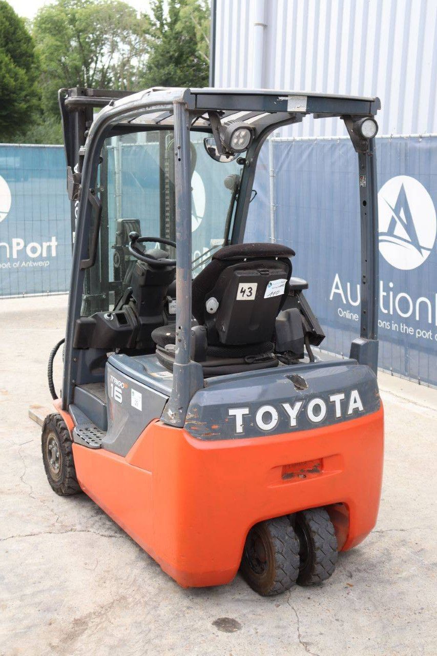 Toyota 8FBEK16T Elektro-Gabelstapler 1600 kg 3,3 m 2018