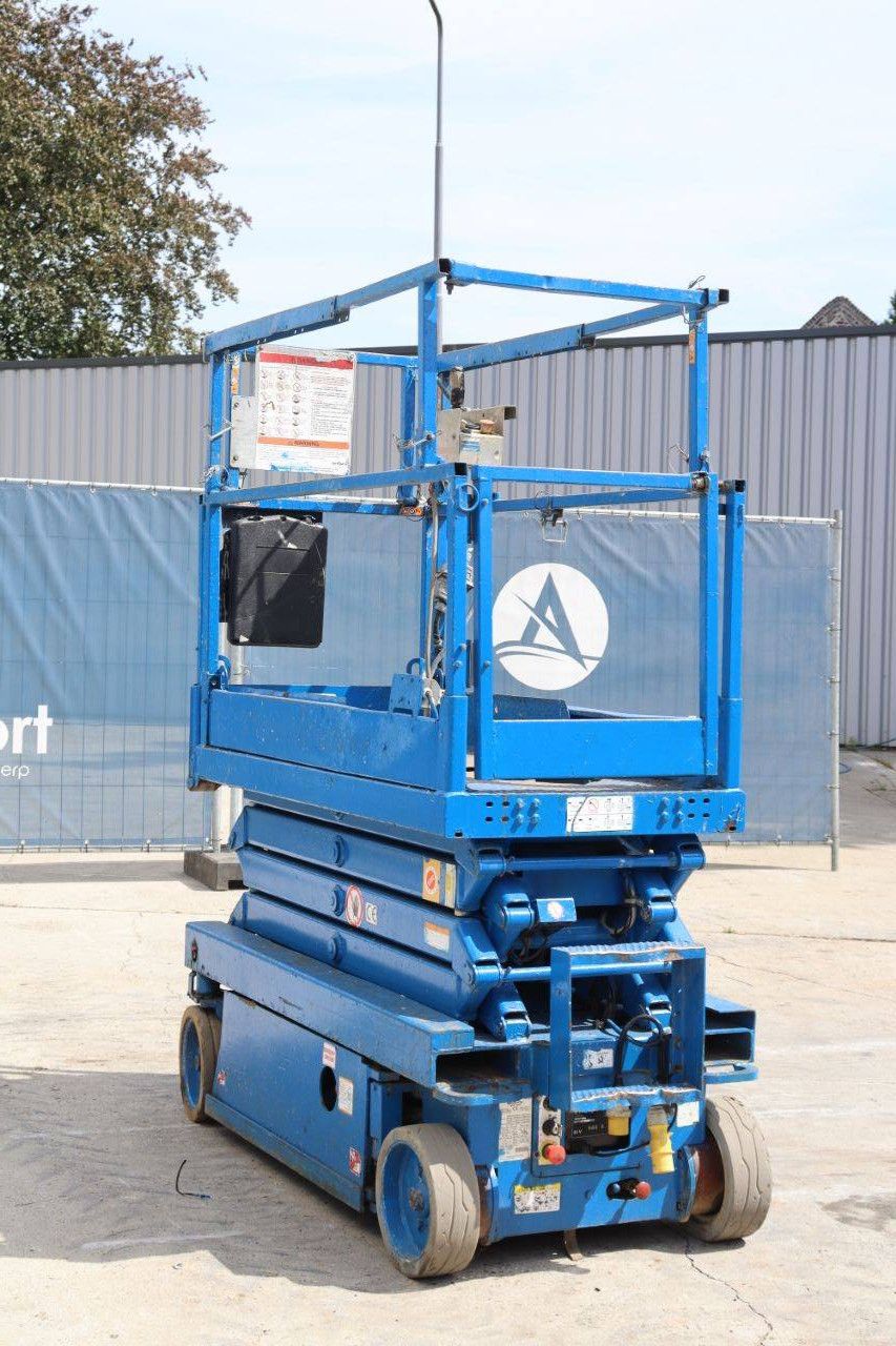 Scissor Lift Skyjack SJ III-3219 Electric 7.8m 2012