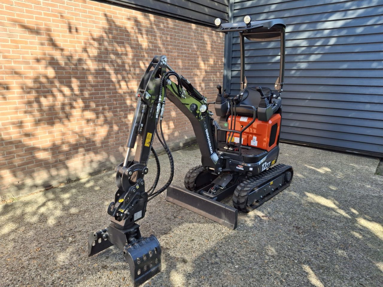 Demo Eurocomach 12ZT minigraver