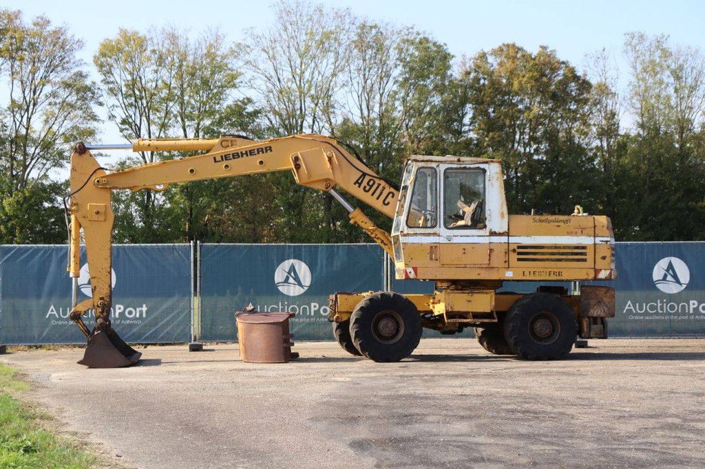 Wheel excavator Liebherr A911C Diesel 88kW 1977