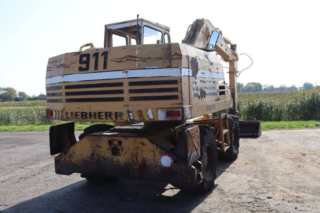Wheel excavator Liebherr A911C Diesel 88kW 1977