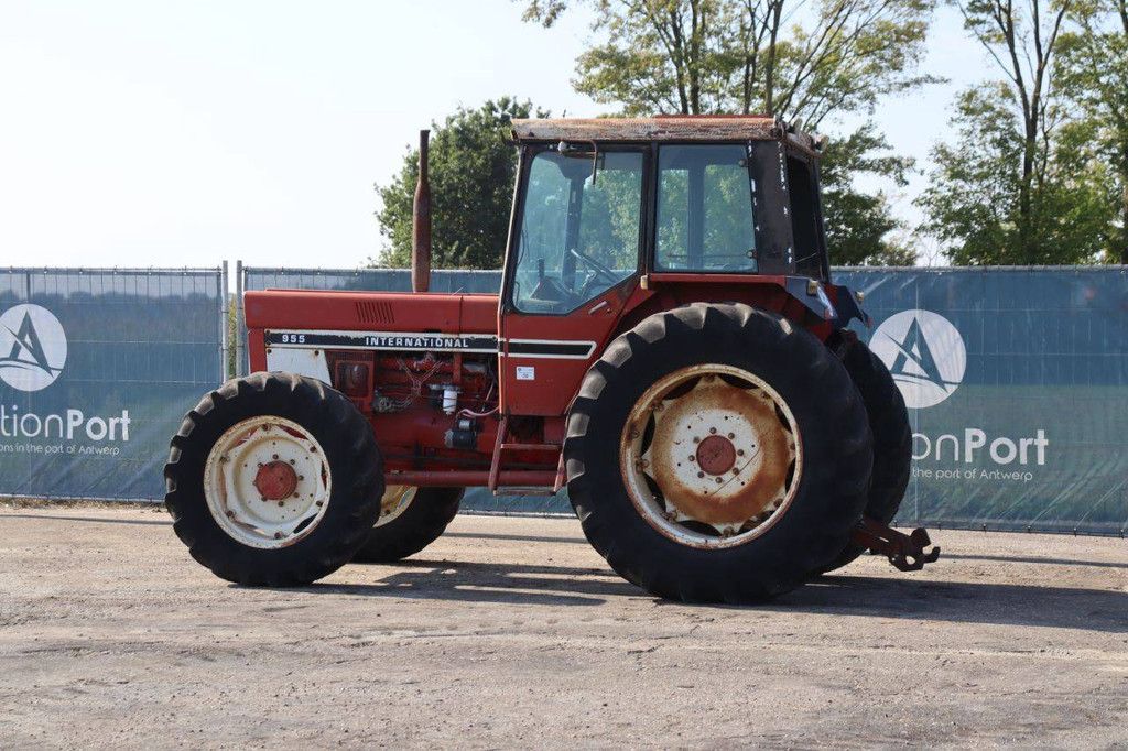Traktor International Harvester 955-A Diesel 61kW