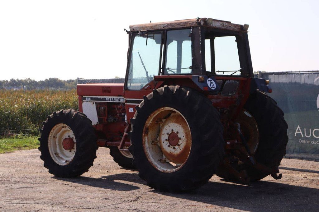 Traktor International Harvester 955-A Diesel 61kW