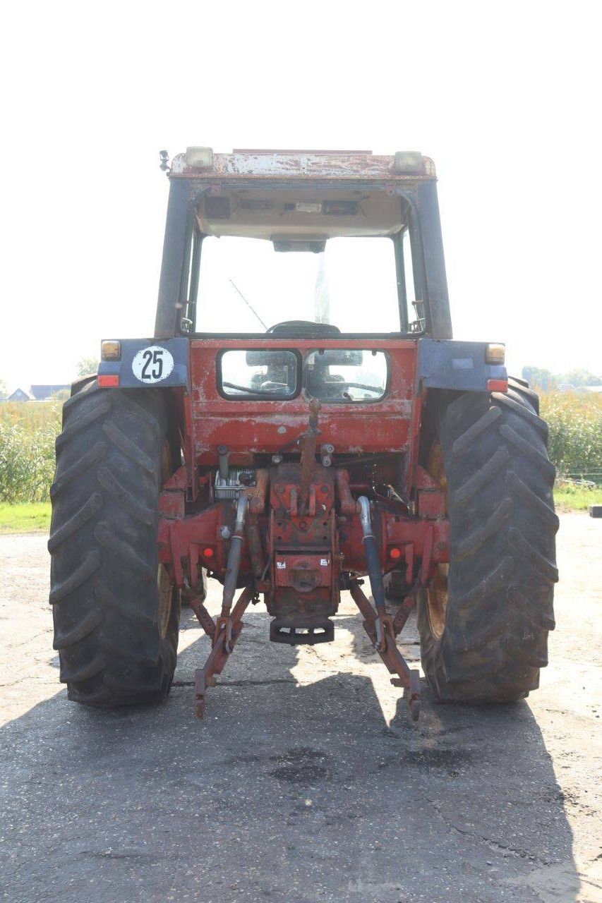 Traktor International Harvester 955-A Diesel 61kW