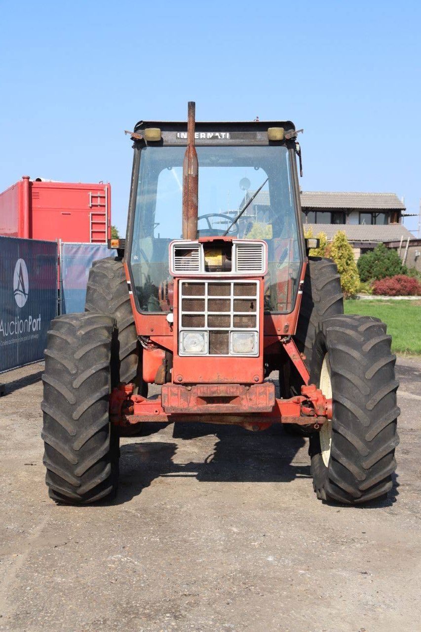 Traktor International Harvester 955-A Diesel 61kW