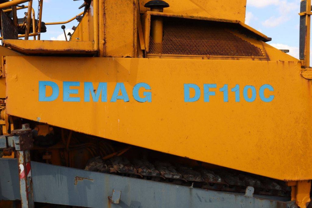 Asphaltfertiger Demag DF1100 Diesel 78kW 1989