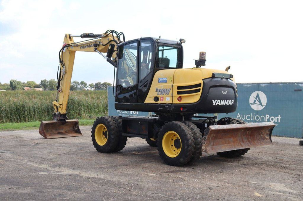 Mobilbagger Yanmar B110W Diesel 85kW 2018
