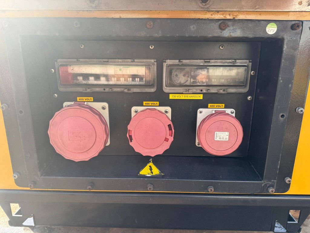 Generator Caterpillar 3054C Diesel 110 kVA 2020