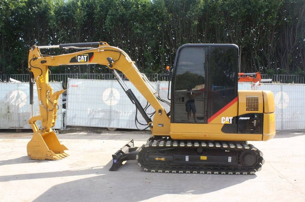 Raupenbagger Caterpillar 306 Diesel 40,5 kW 2013