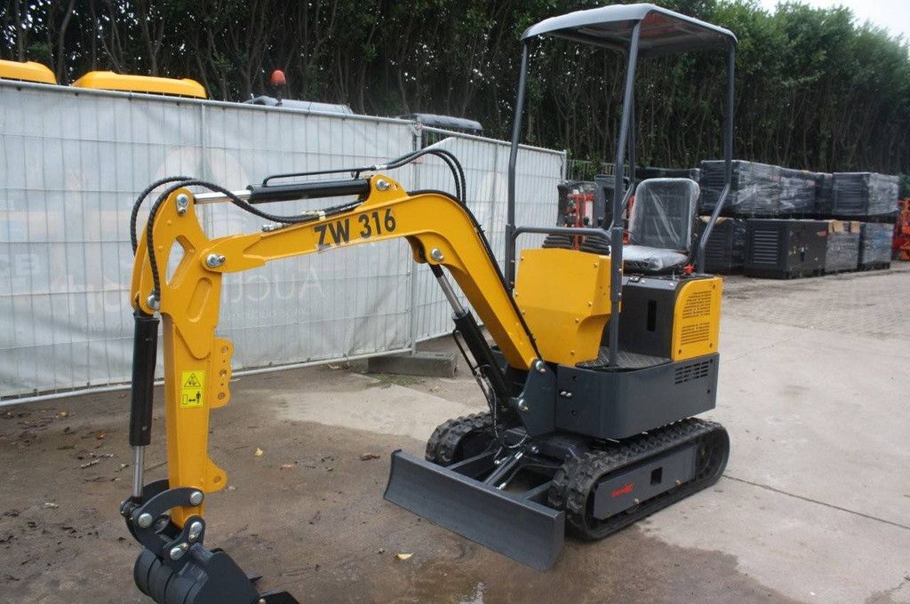 Minibagger Newrick ZW316 Benzin 8,6kW 2025 Demo Neu