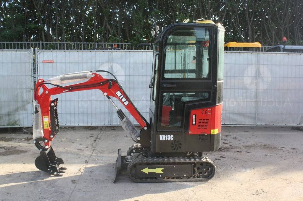 Minibagger JPC VA13C Benzin 13,5 PS 2024 Demo Neu