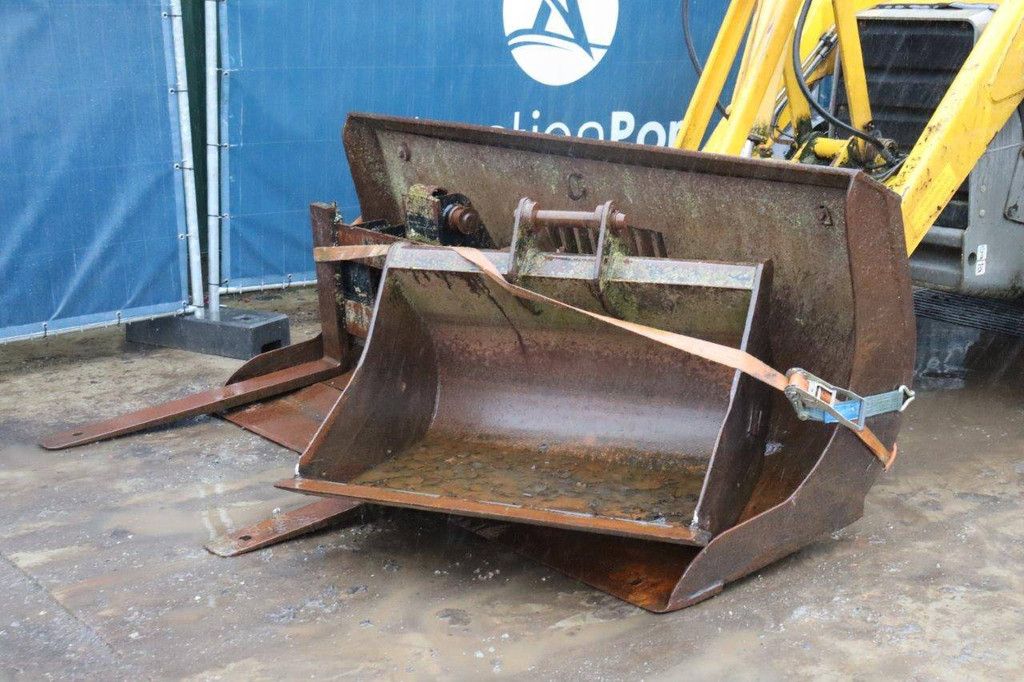 Backhoe loader Massey Ferguson 860 Diesel 1996