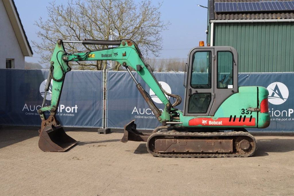 Rupsgraafmachine Bobcat 337 Diesel 2004