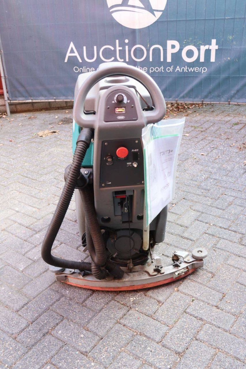 Scheuersaugmaschine Tennant T3 Electric 2008
