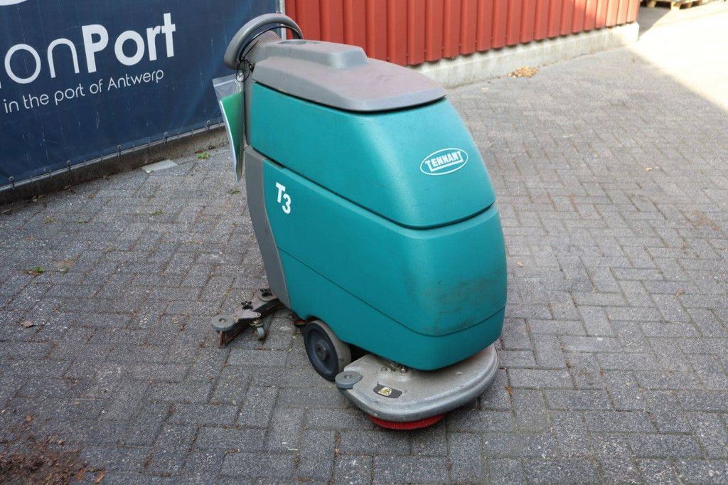 Scheuersaugmaschine Tennant T3 Electric 2008