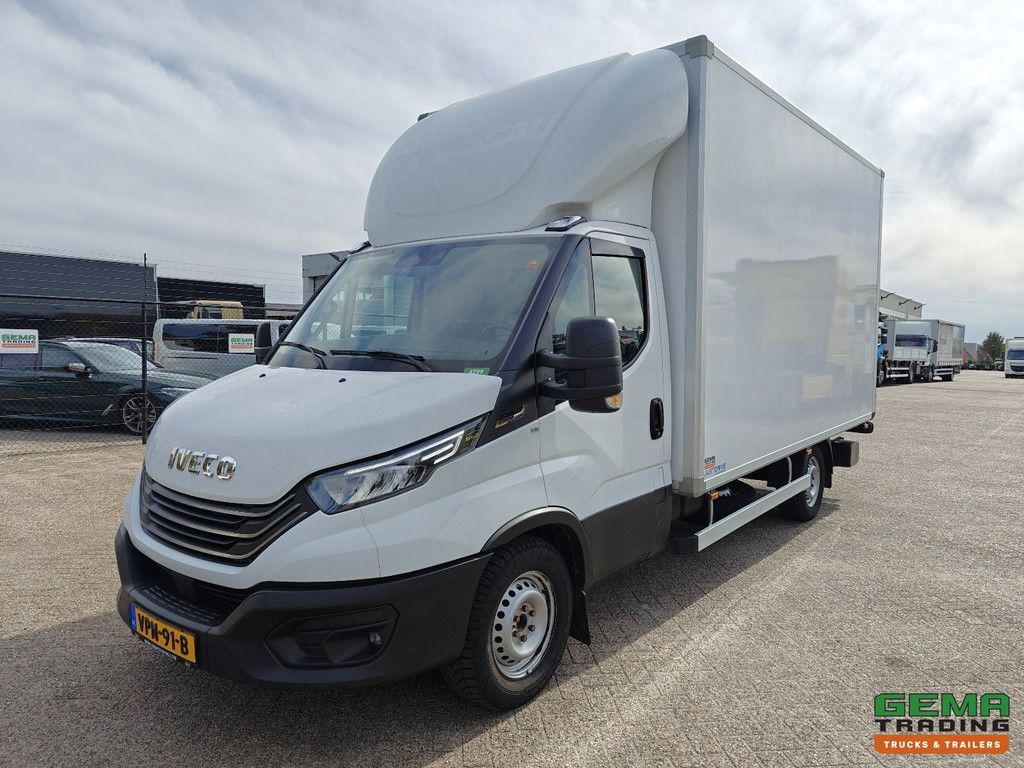 Iveco 35S18 Hi-Matic 4x2 Daycab Euro 6E – Geschlossene Box 4,2 m – Ladebordwand 1000 kg – Navigation – 03/2026 TÜV