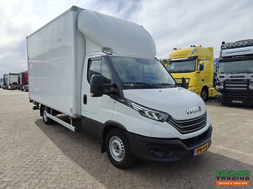 Iveco 35S18 Hi-Matic 4x2 Daycab Euro 6E – Geschlossene Box 4,2 m – Ladebordwand 1000 kg – Navigation – 03/2026 TÜV