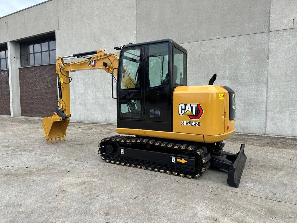 Raupenbagger Caterpillar 305.5E2 Diesel 2018