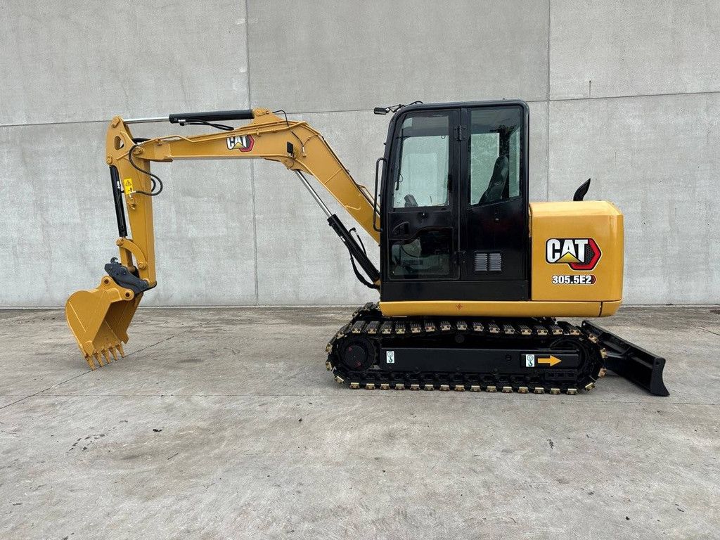 Raupenbagger Caterpillar 305.5E2 Diesel 2018
