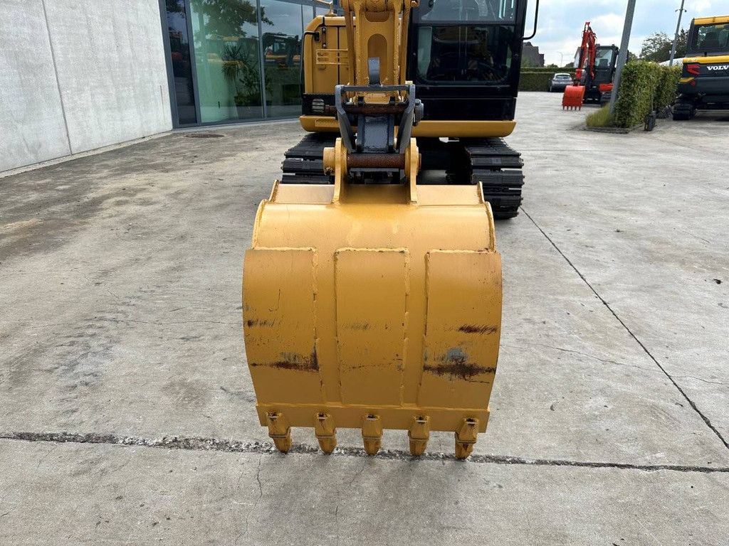 Raupenbagger Caterpillar 305.5E2 Diesel 2018