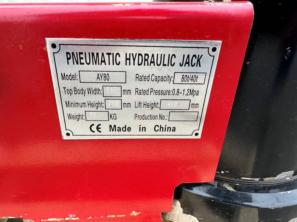 Hydraulic jack AY80 80/40t New