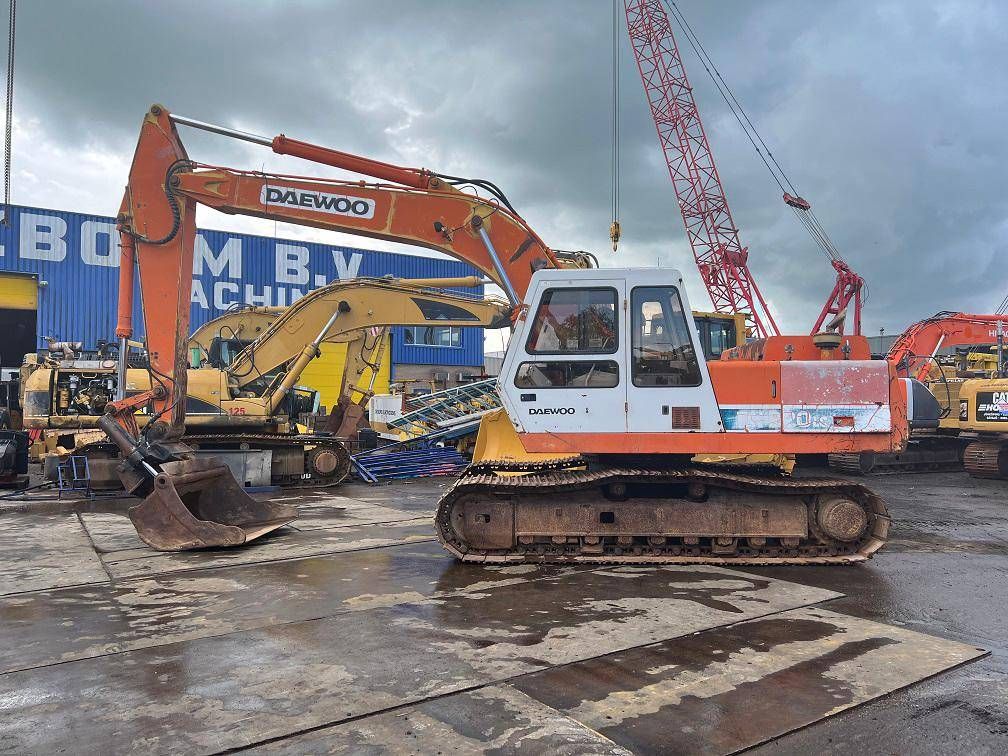 Raupenbagger Daewoo 220LC Diesel