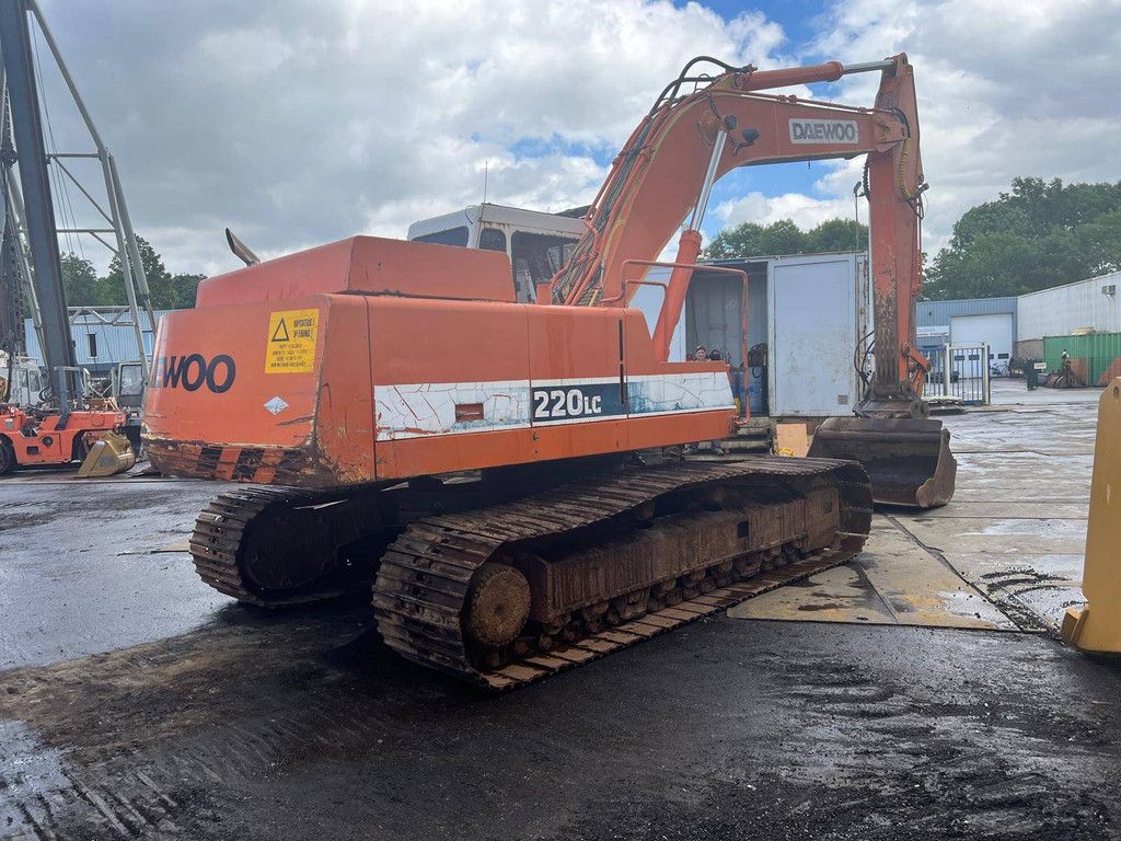 Raupenbagger Daewoo 220LC Diesel