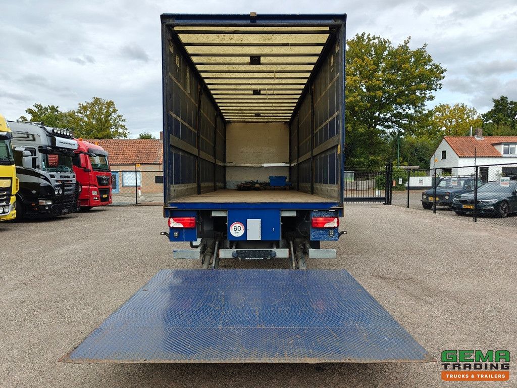 Scania G320 6x2/4 Highline Euro5 – 8,6 m Schiebeplane + 2000 kg Hebebühne – 220 V Wechselrichter – TÜV 04/2026