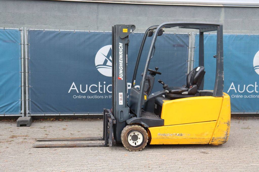 Gabelstapler Jungheinrich EFG220 Elektro 2000kg 4,5m 2007