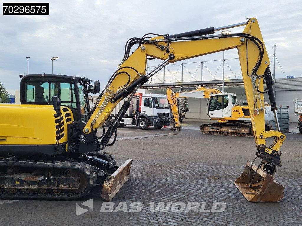 Yanmar SV120