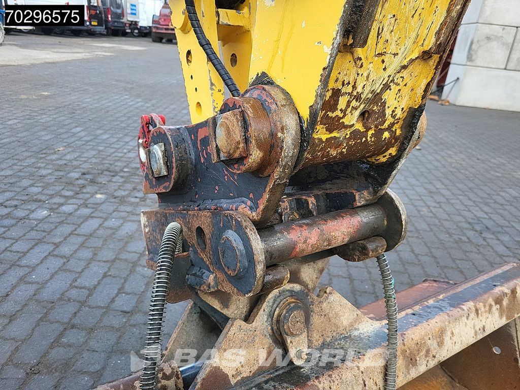 Yanmar SV120